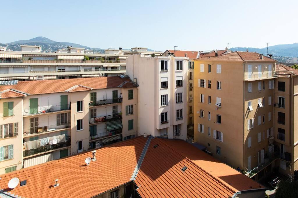 L41 Suite Paladium 8Pax 4Rooms Balcony Wifi Ac Nice Bagian luar foto