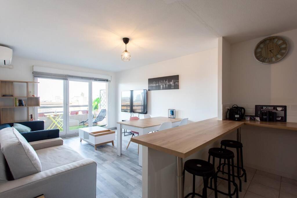L41 Suite Paladium 8Pax 4Rooms Balcony Wifi Ac Nice Bagian luar foto